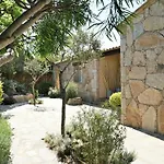 Tatil Evi Luxurioese Schaeferei 2km Vom Von Santa Giulia Entfernt By Interhome *