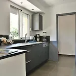 Luxurioese Schaeferei 2km Vom Von Santa Giulia Entfernt By Interhome Сasa de vacaciones Porto Vecchio
