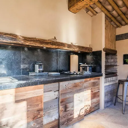 Luxurioese Schaeferei 2km Vom Von Santa Giulia Entfernt By Interhome *