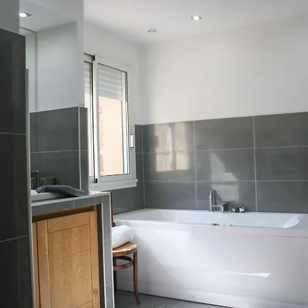 Luxurioese Schaeferei 2km Vom Von Santa Giulia Entfernt By Interhome *