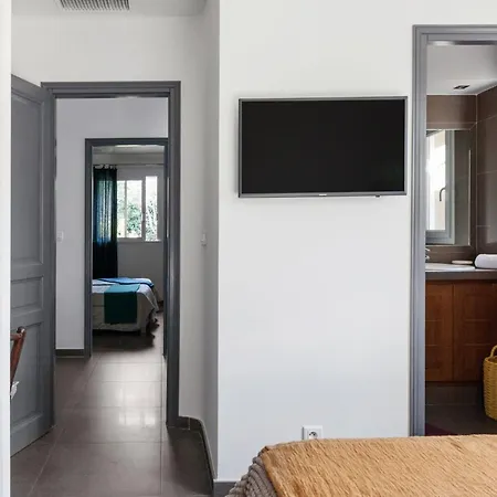 Luxurioese Schaeferei 2km Vom Von Santa Giulia Entfernt By Interhome Holiday home *