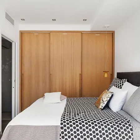 Holiday home Luxurioese Schaeferei 2km Vom Von Santa Giulia Entfernt By Interhome *